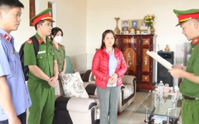 Lâm Đồng: Khởi tố, bắt tạm giam cán bộ địa chính chiếm đoạt 1,3 tỉ đồng