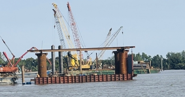 Nhộn nhịp công trường cầu Nhơn Trạch kết nối TP HCM