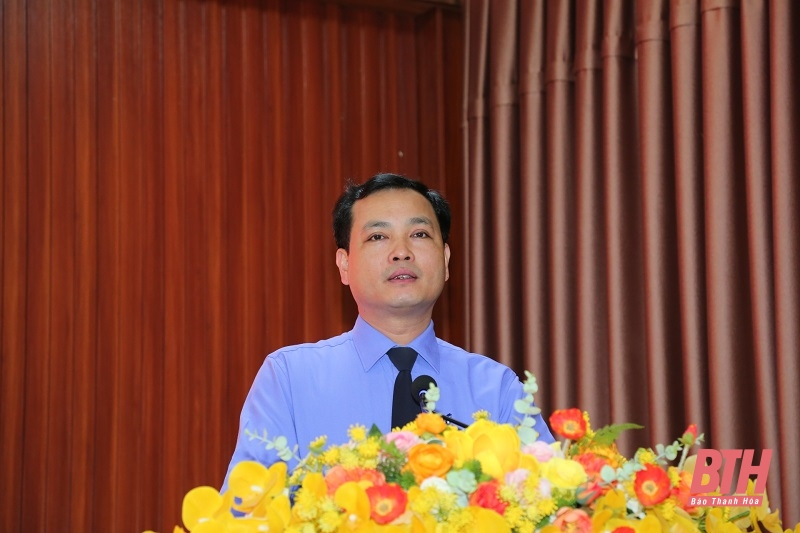 Ông Lê Văn Đông, Viện trưởng VKSND tỉnh Thanh Hoá phát biểu khai mạc cuộc thi. (Ảnh: BTH)