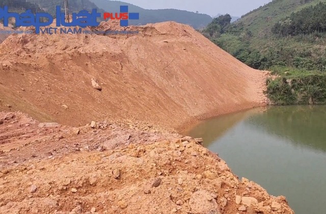 Yên Bái: Đổ đất thải lấp đất nông nghiệp, bờ suối trái phép tại dự án trăm tỷ ở xã Đại Sơn và An Thịnh