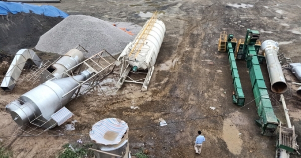 Nghệ An: Tháo dỡ 2 trạm bê tông trái phép tại mỏ đá Lèn Muỗi