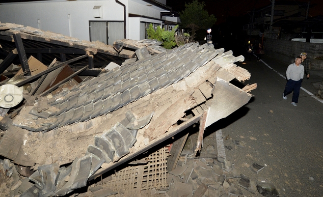 Động đất mạnh tại Nhật Bản: 9 người chết, hơn 900 người bị thương