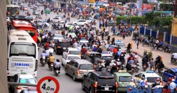 Hàng vạn người ùn ùn đổ về Thủ đô sau kỳ nghỉ lễ