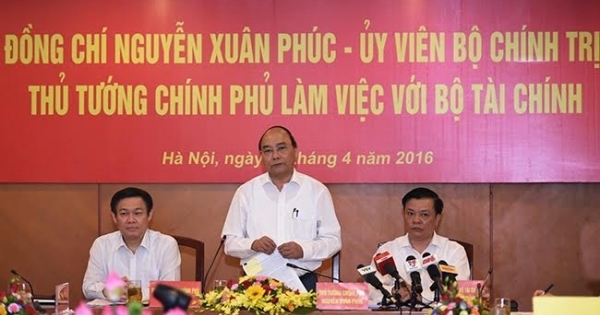 Thủ tướng Nguyễn Xuân Phúc ưu tư về tốc độ tăng trưởng kinh tế
