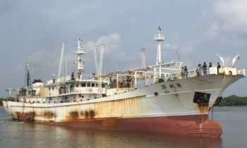 Indonesia bắt tàu cá Trung Quốc bị cảnh sát quốc tế truy nã