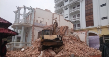 Audio địa ốc 360s: Biệt thự trăm tuổi bị đập bỏ ở Huế