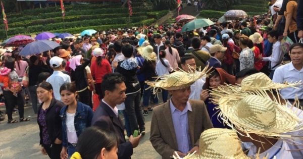Hơn 3 triệu du khách tham gia Lễ hội Đền Hùng trước ngày chính hội mùng 10/3