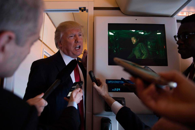 Tổng thống Trump trước đ&oacute; cũng đ&aacute;p chuyến bay bằng chuy&ecirc;n cơ Air Force One tới khu nghỉ dưỡng Mar-a-Lago để chuẩn bị cho cuộc hội đ&agrave;m. (Ảnh: AFP)