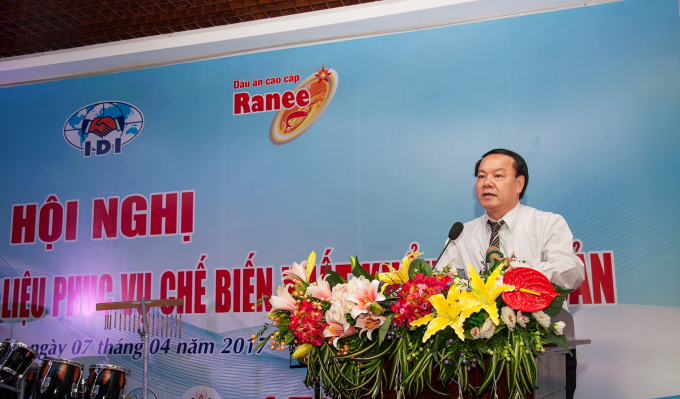 Chủ tịch HĐQT Tập đo&agrave;n Sao Mai L&ecirc; Thanh Thuấn ph&aacute;t biểu tại Hội nghị.