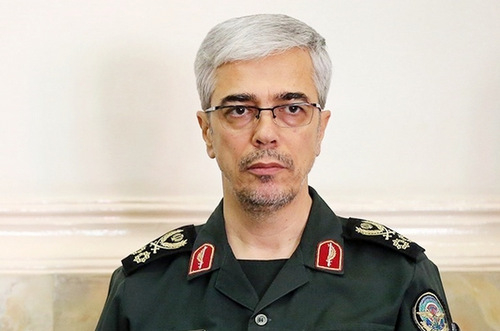 &nbsp;Tổng tham mưu trưởng Bagheri hứa tiếp tục ủng hộ Syria chống khủng bố. Ảnh:&nbsp;IFP.