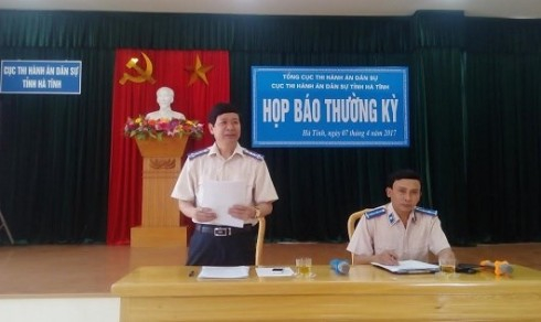 Cục trưởng Cục THADS H&agrave; Tĩnh Nguyễn Văn Cường ph&aacute;t biểu tại cuộc họp b&aacute;o.