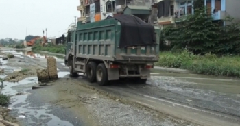 Hà Nội: Dân khóc ròng vì đường làm 10 năm chưa xong