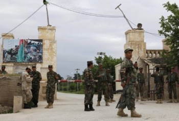 140 lính thiệt mạng, Bộ trưởng quốc phòng Afghanistan từ chức