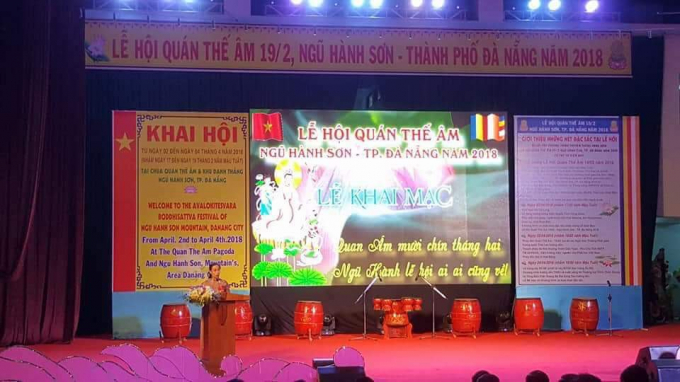 Chủ tịch UBND quận Ngũ H&agrave;nh Sơn, Trưởng ban tổ chức Nguyễn Thị Anh Thi ph&aacute;t biểu đ&ecirc;m khai hội.