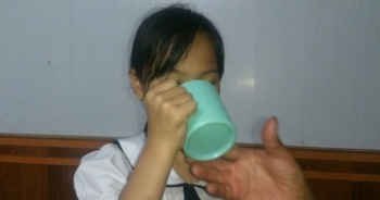 Vụ bắt học sinh uống nước giặt giẻ lau bảng: Chấm dứt hợp đồng với nữ giáo viên
