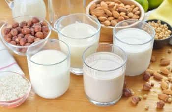 Bản tin Kinh tế Plus: Sữa từ hạt có bổ dưỡng như lời đồn?