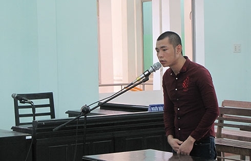 Khánh Hòa: 18 năm tù dành cho nam thanh niên chém tử vong cậu ruột