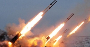 Căn cứ quân sự Syria bị tấn công tên lửa sau vụ vũ khí hóa học