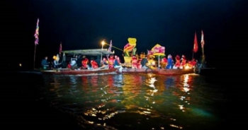 Hà Nội: Độc đáo Lễ hội cầu ngư - Tiệc cá làng chài Vạn Vỹ