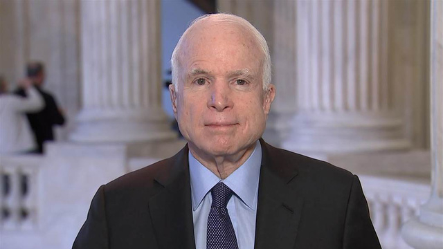 Chủ tịch Ủy ban Qu&acirc;n vụ Thượng viện Mỹ John McCain (Ảnh: Today)