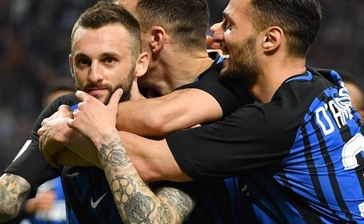 Inter 4-0 Cagliari: Đại tiệc bàn thắng