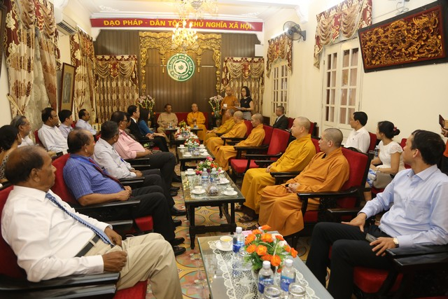 Chủ tịch Quốc hội Sri Lanka thăm v&agrave; l&agrave;m việc với Trung ương Gi&aacute;o hội Phật gi&aacute;o Việt Nam.