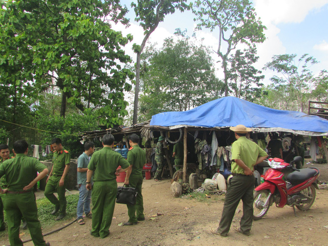 Cơ quan chức năng kiểm tra l&aacute;n trại trong Vườn quốc gia Yok Đ&ocirc;n của Phượng