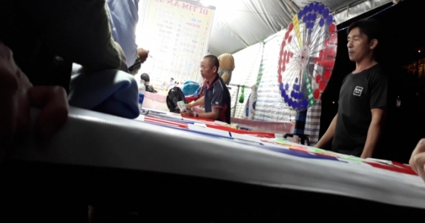 Lâm Đồng: Bắt quả tang nhóm người tổ chức đánh bạc tại hội chợ thương mại Tây nguyên