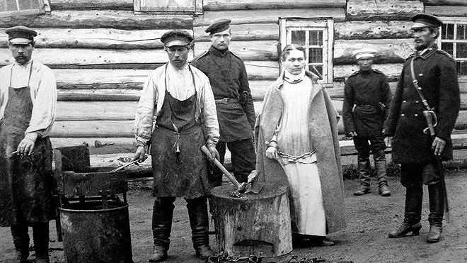 &ldquo;Sonya Tay V&agrave;ng&rdquo; bị giam ở đảo Sakhalin năm 1888.