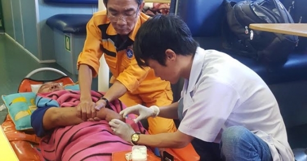 Cứu nạn thuyền viên tàu cá bị tai biến mạch máu não tại ngư trường Hoàng Sa