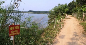 Quảng Trị: Sạt lở đe dọa hàng chục hộ dân bên bờ sông Thạch Hãn