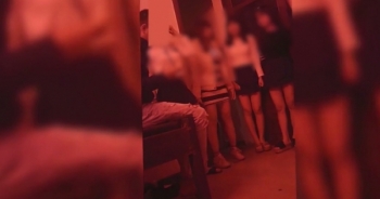 Hà Nội: Mại dâm kiểu côn đồ trấn lột ở phố Trần Duy Hưng