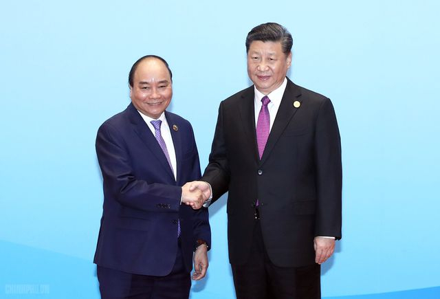 Thủ tướng Nguyễn Xu&acirc;n Ph&uacute;c v&agrave; Chủ tịch Trung Quốc Tập Cận B&igrave;nh (ảnh: VGP)