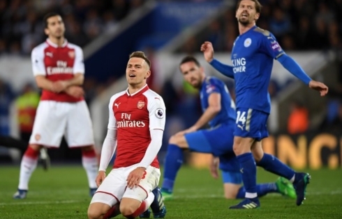 Leicester - Arsenal: Không thể mất điểm