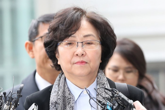 B&agrave; Kim Eun-kyung, cựu Bộ trưởng M&ocirc;i trường từ năm 2017-2018 bị buộc tội v&igrave; lạm dụng chức quyền v&agrave; cản trở c&ocirc;ng việc. Ảnh:&nbsp;Kbs.