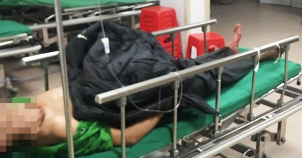 Nghệ An: Hi hữu, nam bệnh nhân nhập viện cùng một đoạn ruột đã đứt rời