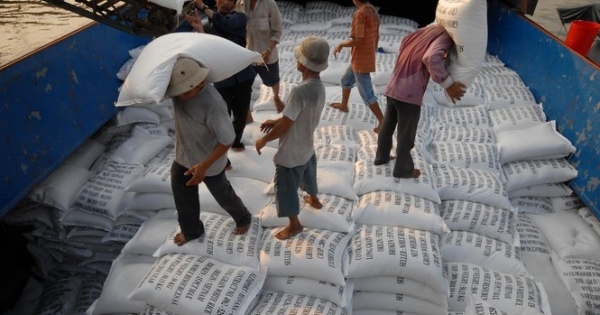 Góc khuất xuất khẩu gạo