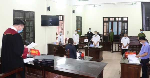 Quảng Ninh: Đánh cán bộ chống dịch Covid-19, 4 đối tượng lĩnh án tù