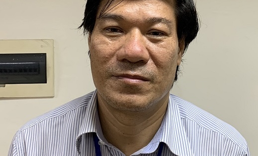 Bắt ông Nguyễn Nhật Cảm - Giám đốc Trung tâm kiểm soát bệnh tật Hà Nội