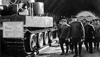 Lính Liên Xô được hướng dẫn gì khi "tóm sống" Tiger của Đức?