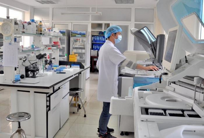 Bộ Y tế đã có liên tiếp 2 công văn gửi các đơn vị trực thuộc Bộ và Sở Y tế các tỉnh, thành phố, Y tế các Bộ, Ngành và một số Bệnh viện tư nhân đề nghị báo cáo kết quả mua sắm hệ thống máy Real-time PCR tự động phục vụ công tác xét nghiệm. Ảnh : VOV