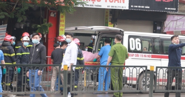 Hà Nội: 4 người tử vong trong vụ cháy lớn ở cửa hàng đồ sơ sinh trên phố Tôn Đức Thắng