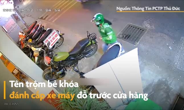 Video: Khoảnh khắc tên trộm