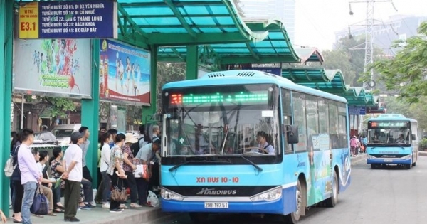 Tin kinh tế 6AM: Khách đi xe buýt giảm hơn 10%