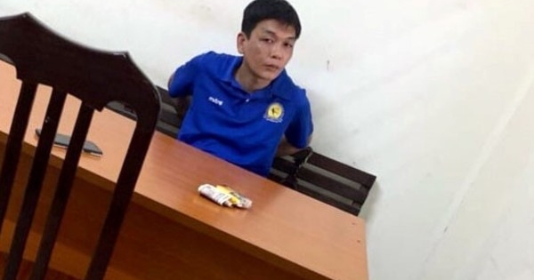 CSGT Hà Nội cùng người dân "tóm" gọn đối tượng cướp điện thoại trên phố