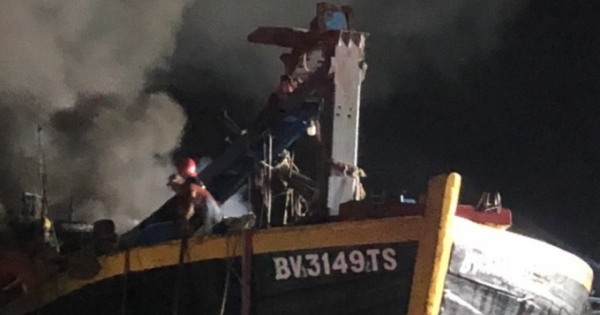 Bà Rịa - Vũng Tàu: Cháy hai tàu cá lớn, thiệt hại hàng tỷ đồng