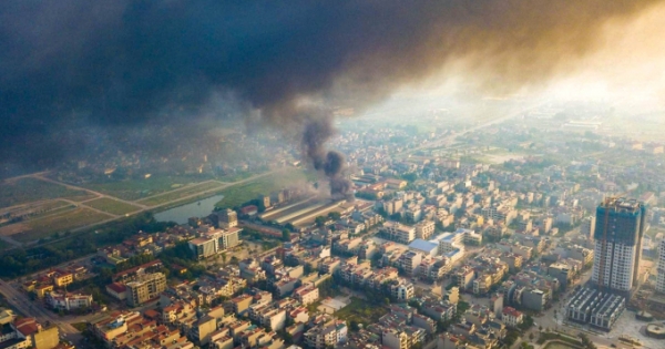 Bắc Giang: Cháy lớn tại công ty may mặc