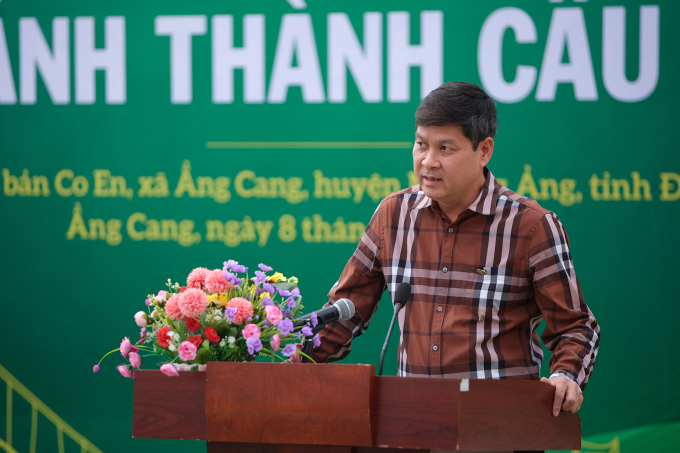Ông Chu Văn Phương - Tổng giám đốc Nhựa Tiền Phong phát biểu tại lễ khánh thành cầu Co En.