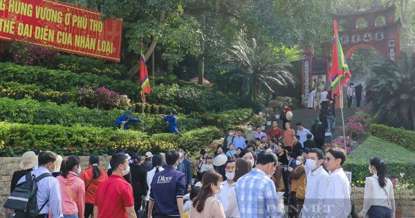 Tín ngưỡng thờ cúng ngày Giỗ tổ Hùng Vương có ý nghĩa như thế nào trong tâm thức người dân Việt Nam?