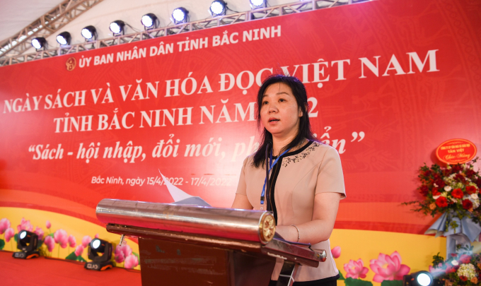 Bà Nguyễn Thị Lệ Tuyết - Giám đốc Sở Thông tin và Truyền thông tỉnh Bắc Ninh phát biểu tại buổi lễ.